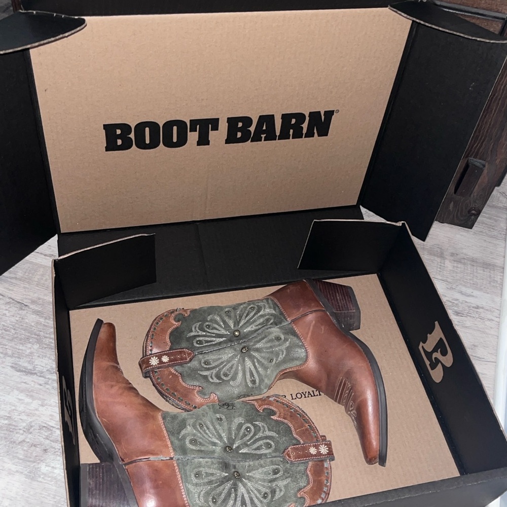 Women’s Boot
